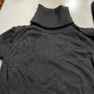 Lululemon sweater